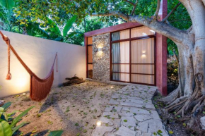 Casa Tuch. Suites independientes de diseño. Retiro de lujo, oasis de paz.